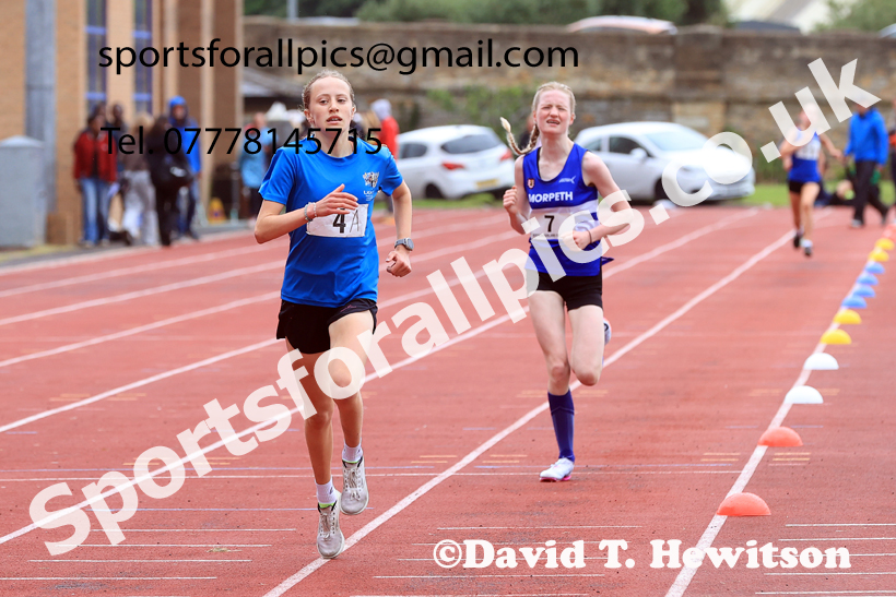 Middle Distance, 2026 Northumberland Schools Track and Field, Wentworth, Hexhan. Photo: David T. Hewitson/Sports for All Pics